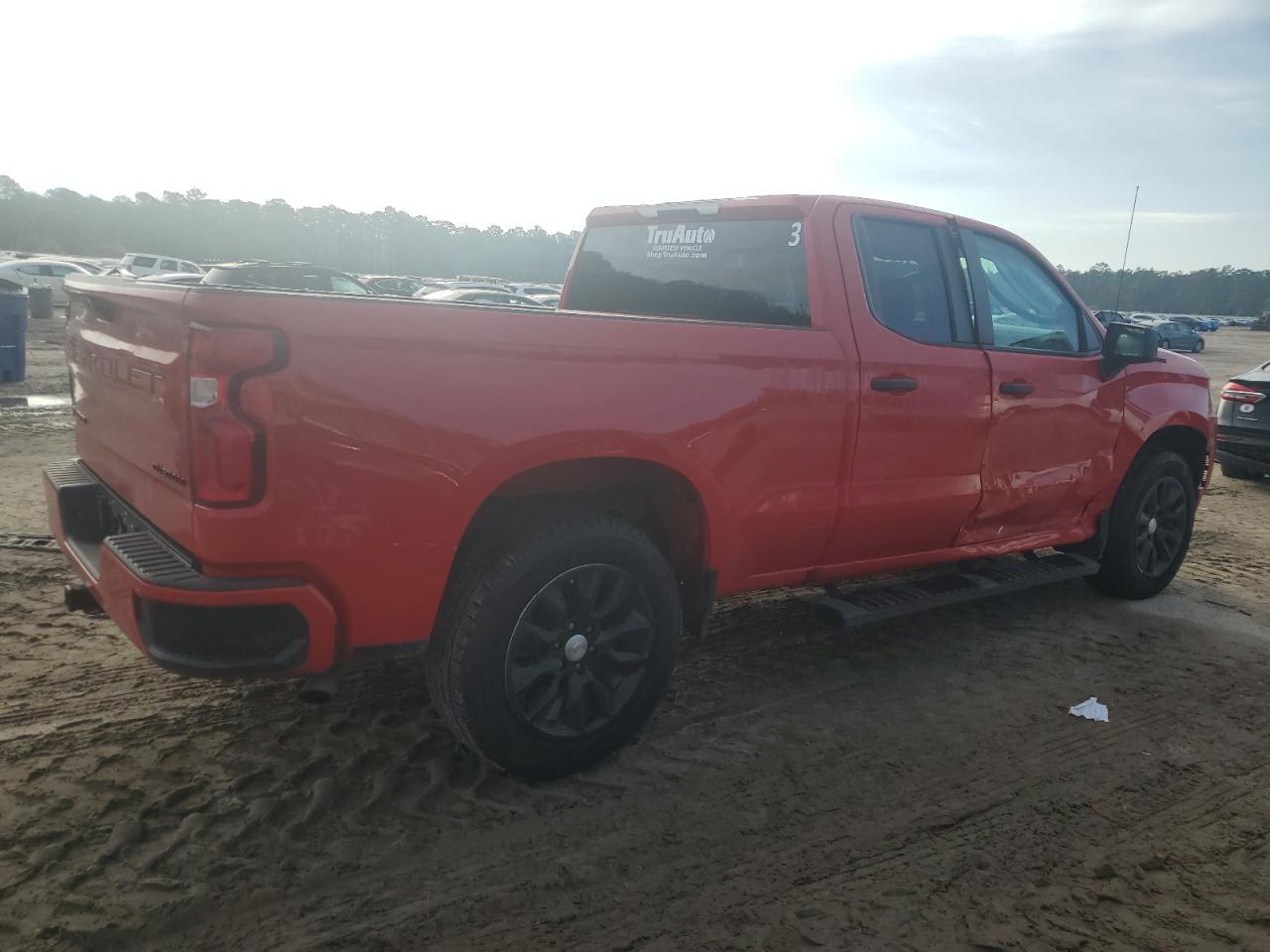 2021 Chevrolet Silverado - Image 3