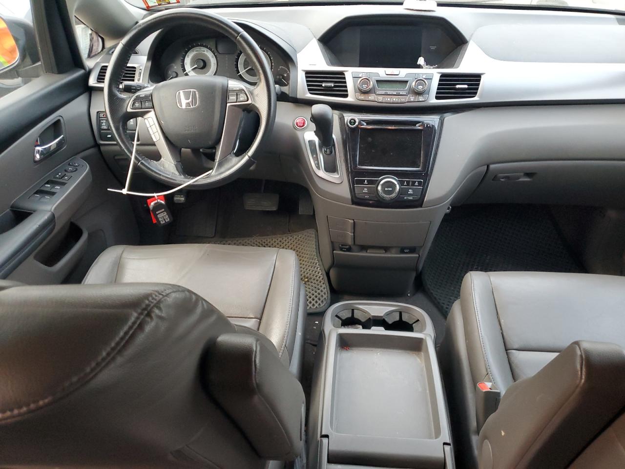 2014 Honda Odyssey - Image 8