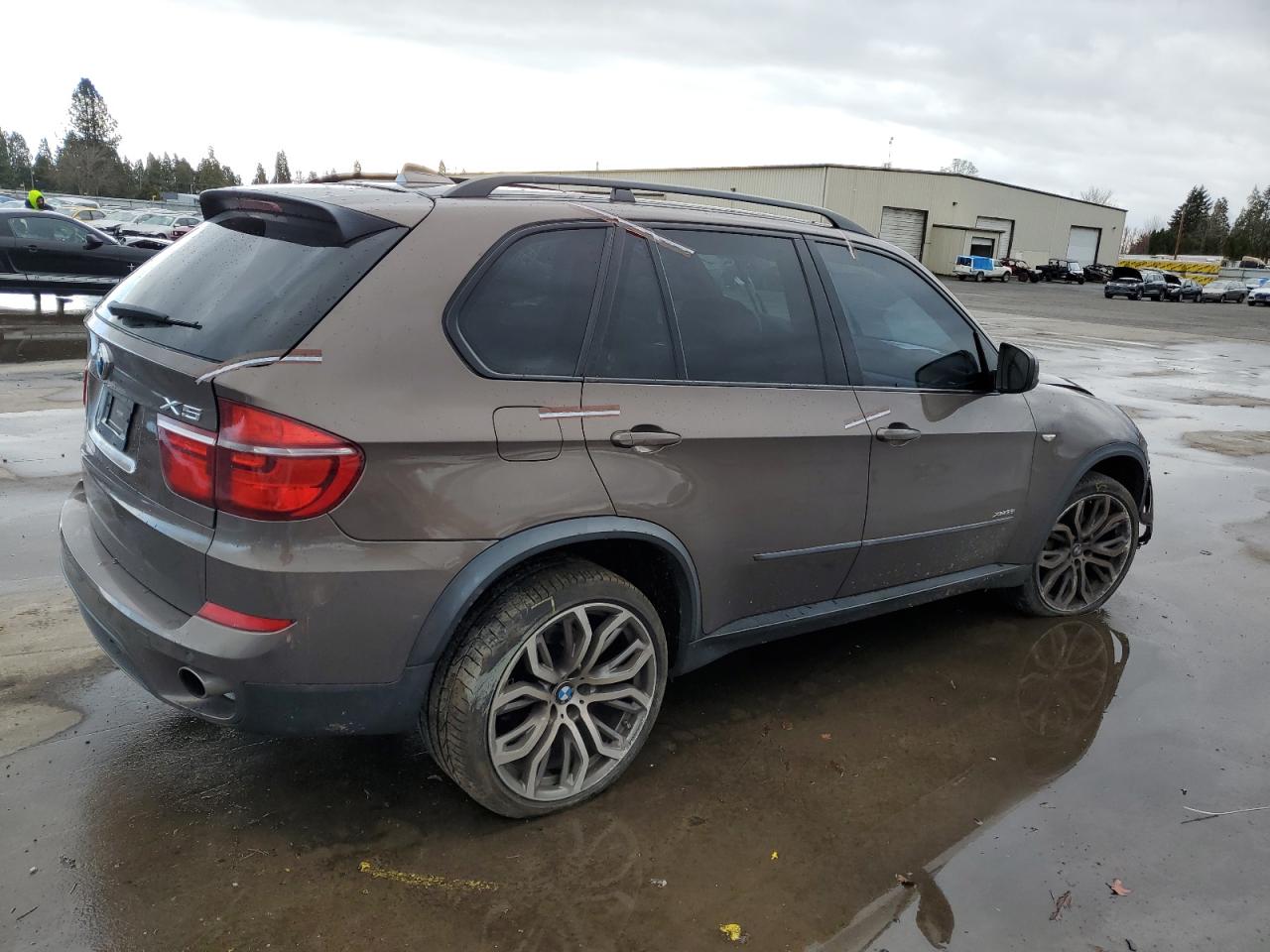 VIN 5UXZV4C50D0E05208 2013 BMW X5 no.3