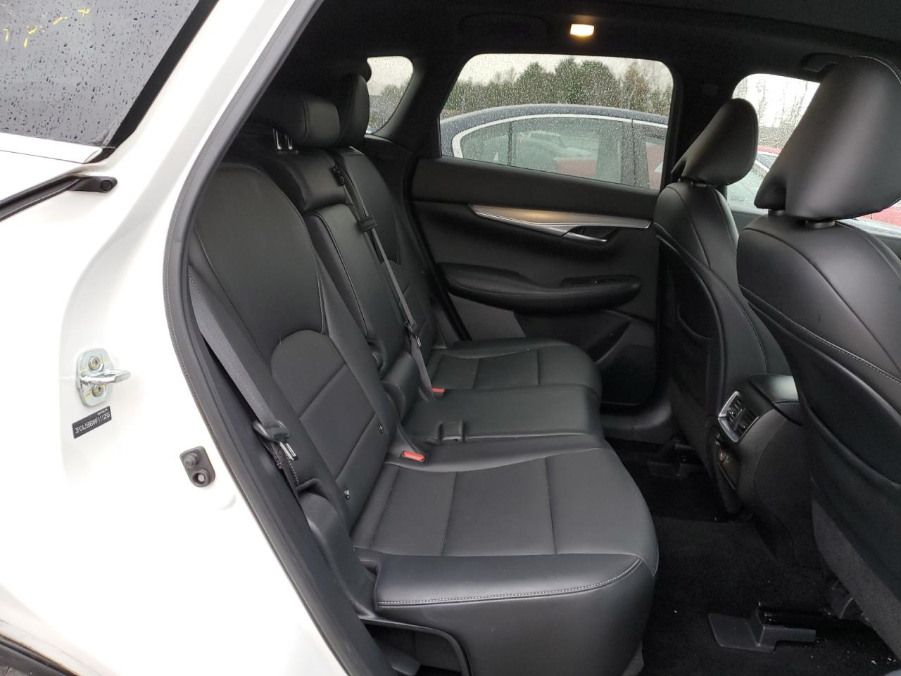 2021 Infiniti QX50 - Image 11