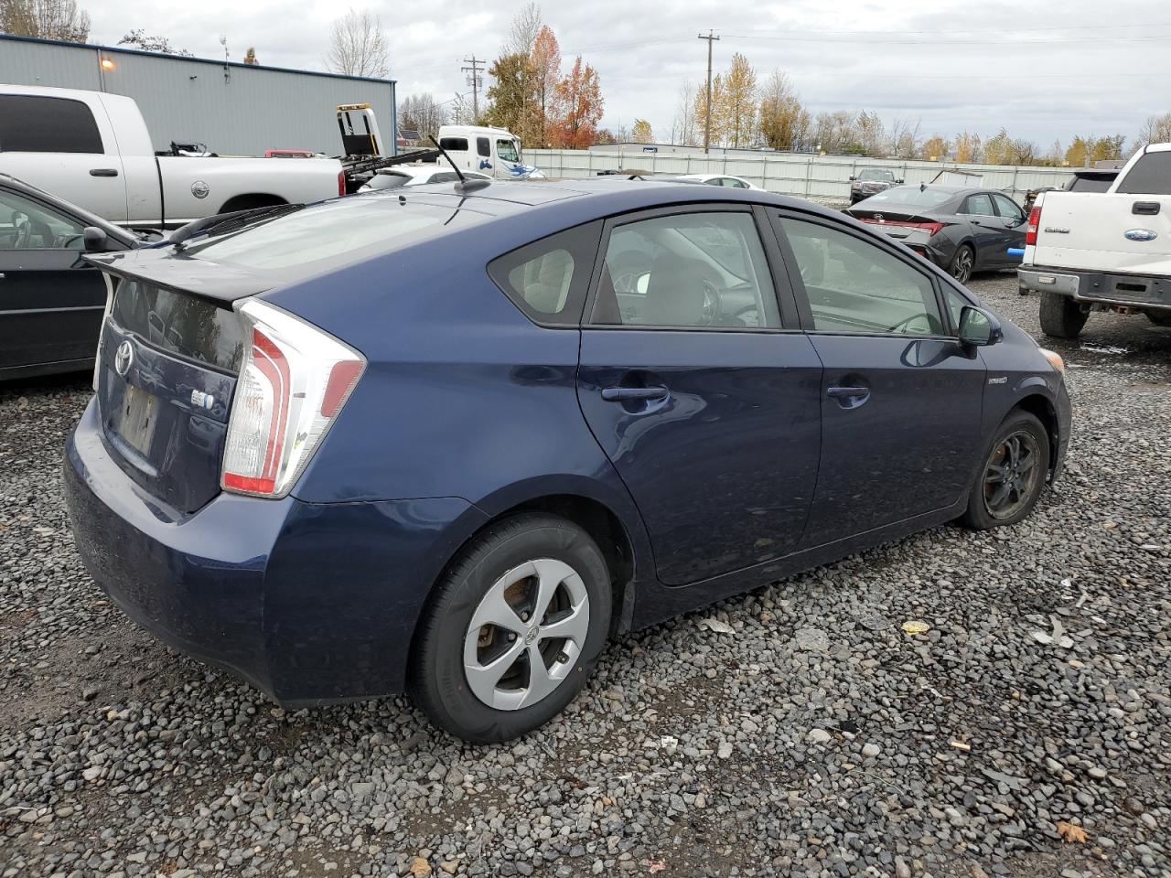 VIN JTDKN3DU9E1799738 2014 TOYOTA PRIUS no.3