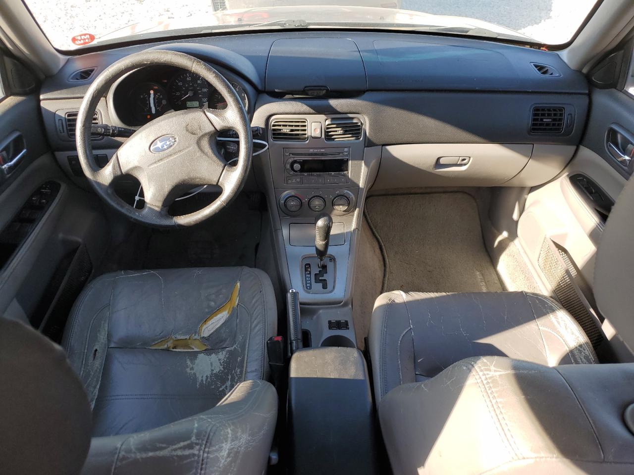 2004 Subaru Forester - Image 8