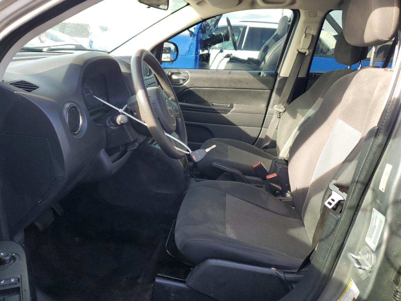 2015 Jeep Compass - Image 7