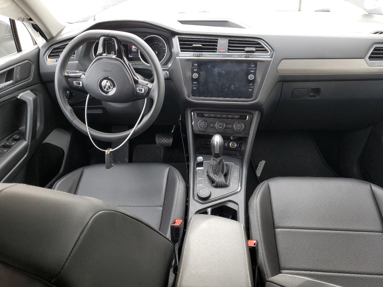 2021 Volkswagen Tiguan - Image 8