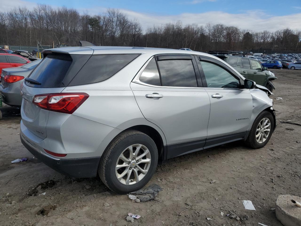 2018 Chevrolet Equinox - Image 3