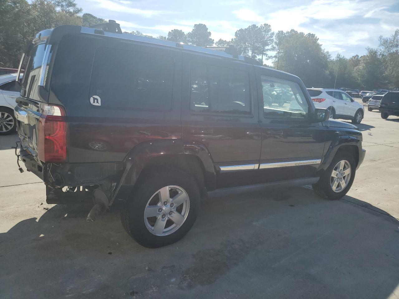 2006 Jeep Commander - Image 3