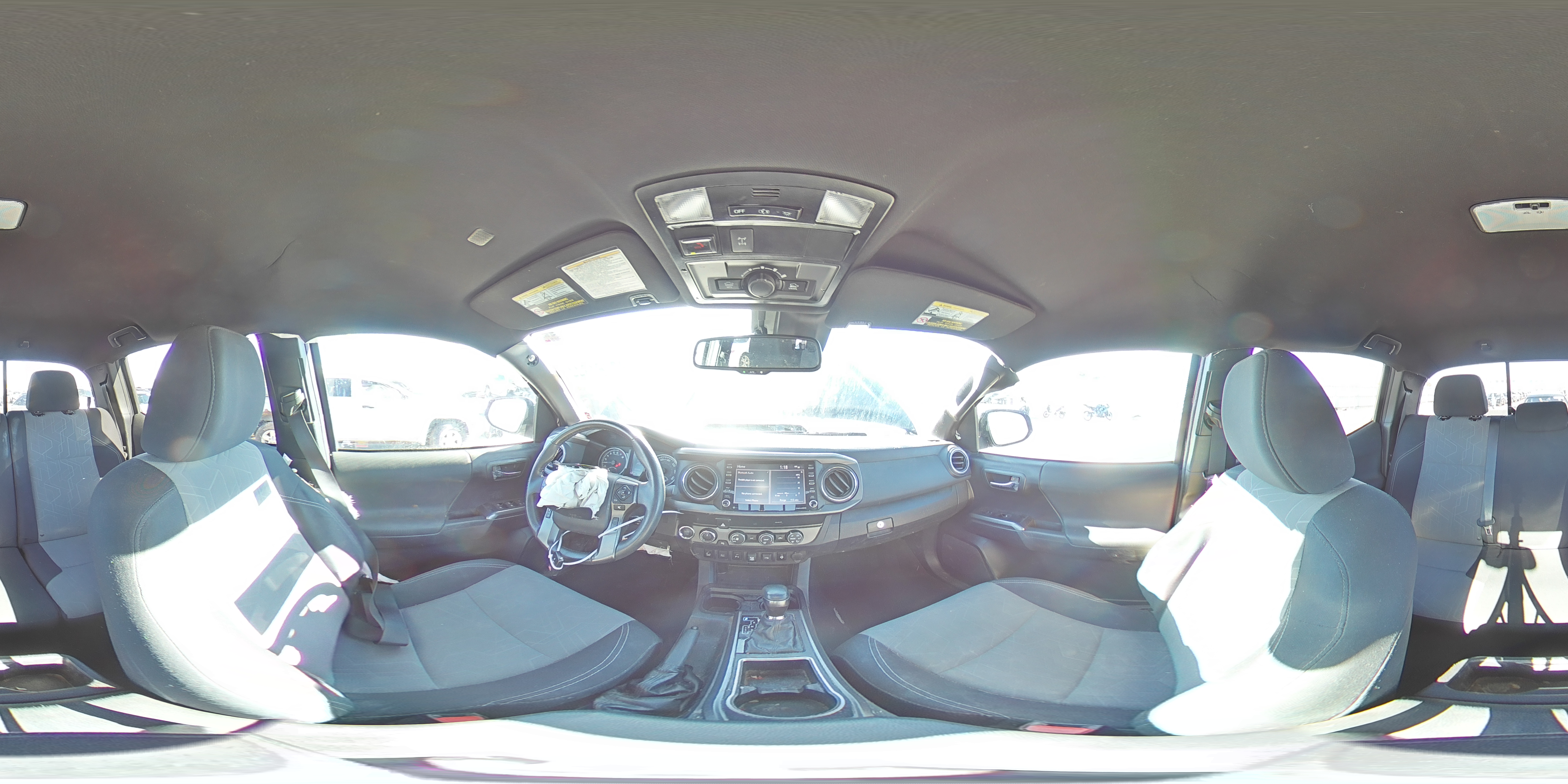 2020 Toyota Tacoma - Image 14