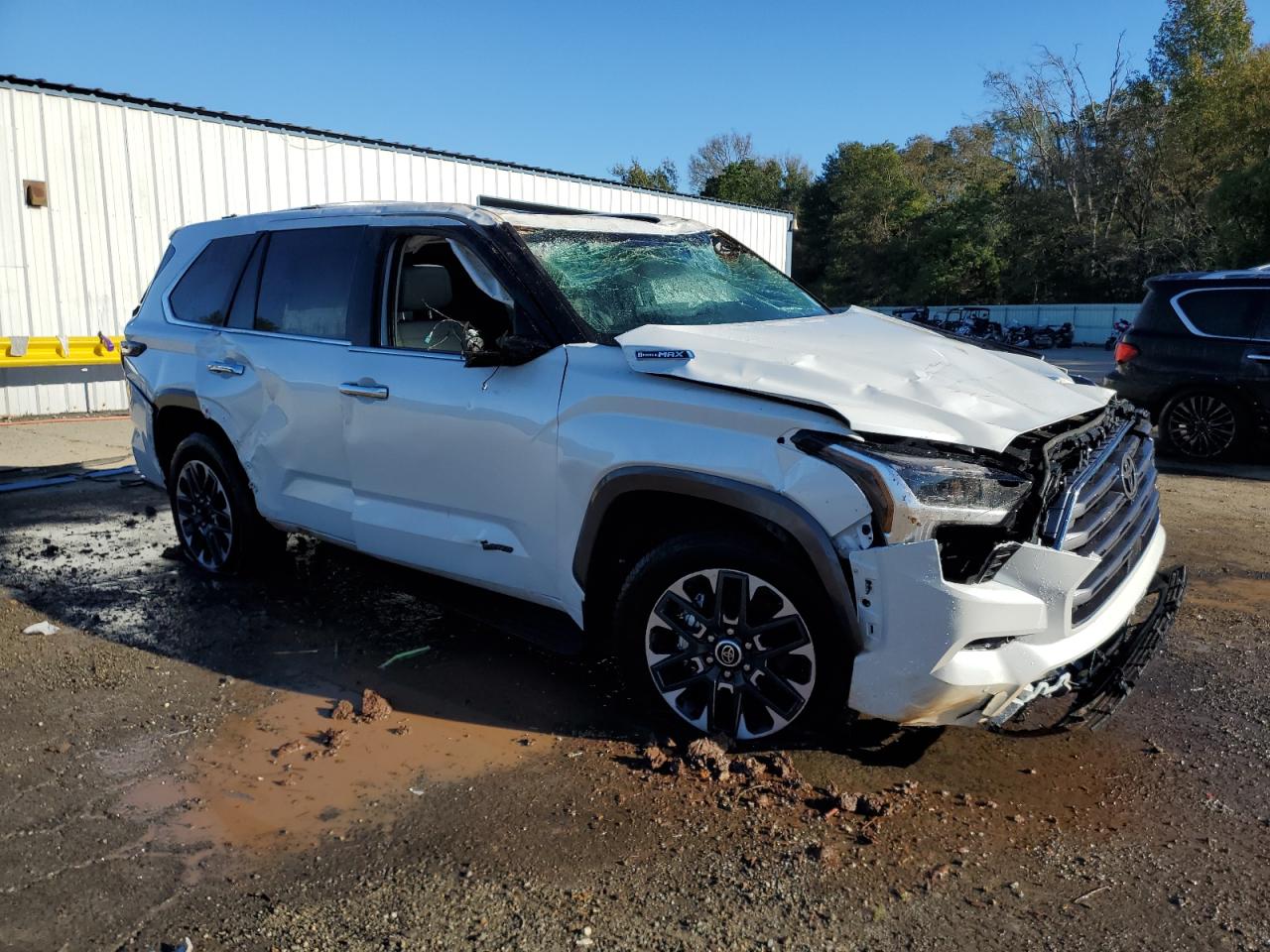 2024 Toyota Sequoia - Image 4
