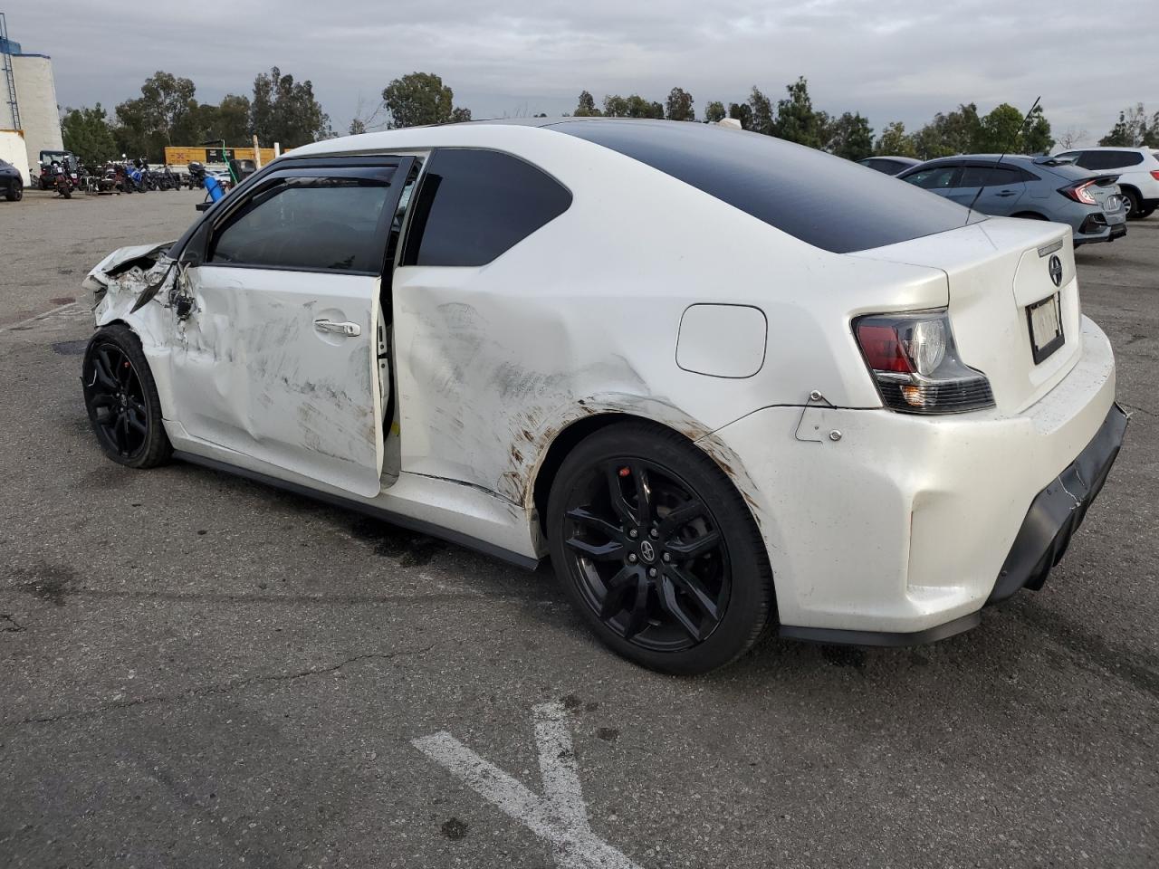 2015 Scion tC - Image 2