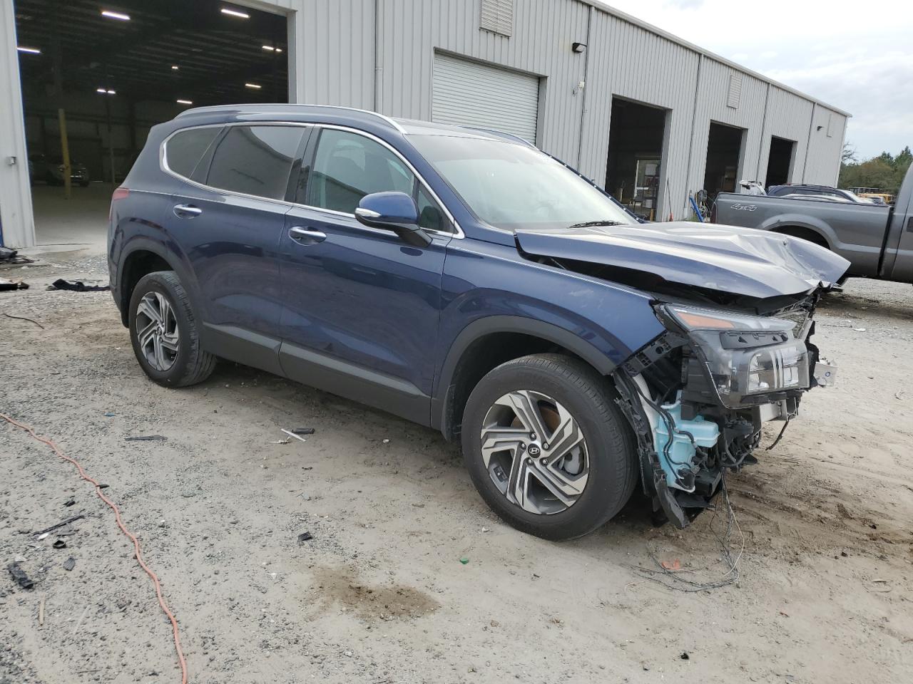 2023 Hyundai Santa Fe - Image 4