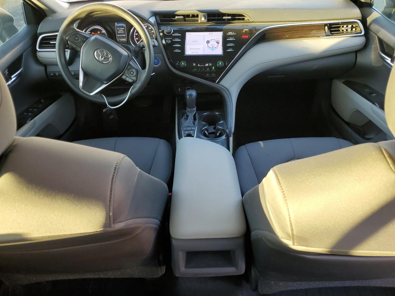 2018 Toyota Camry - Image 8