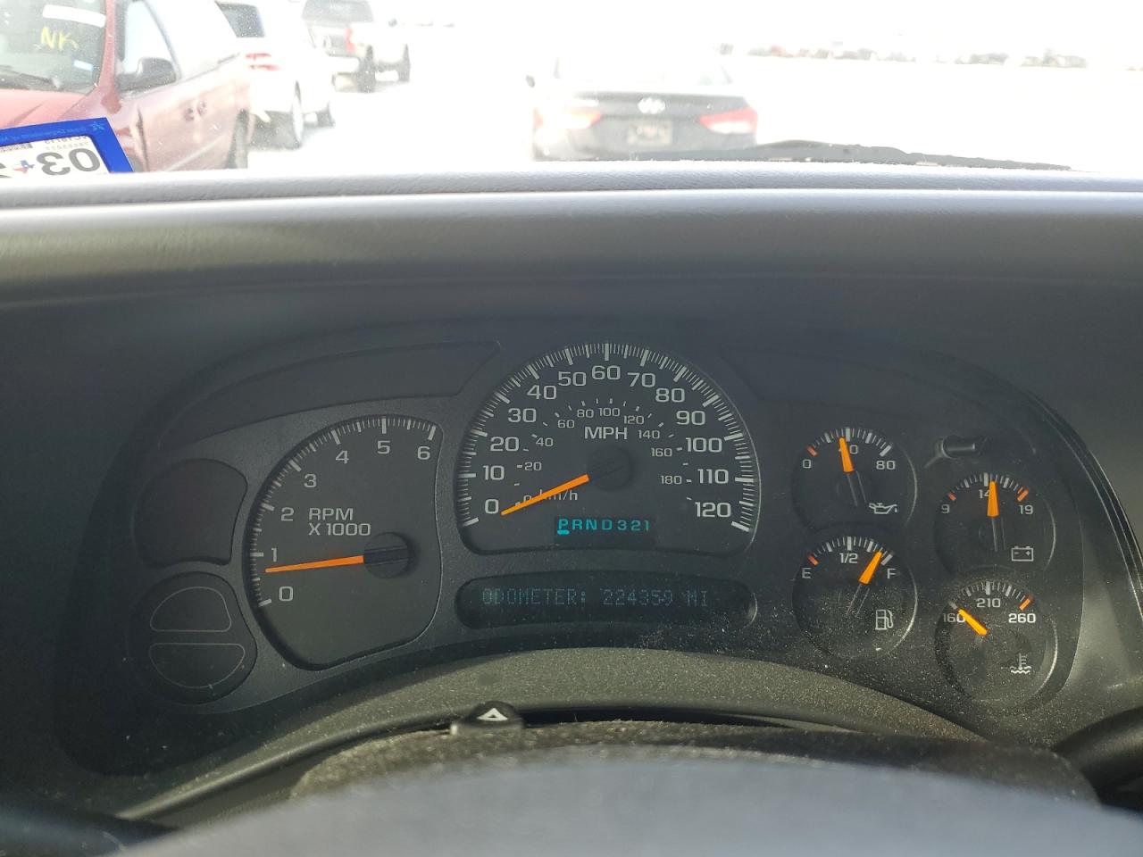 2004 Chevrolet Avalanche - Image 9