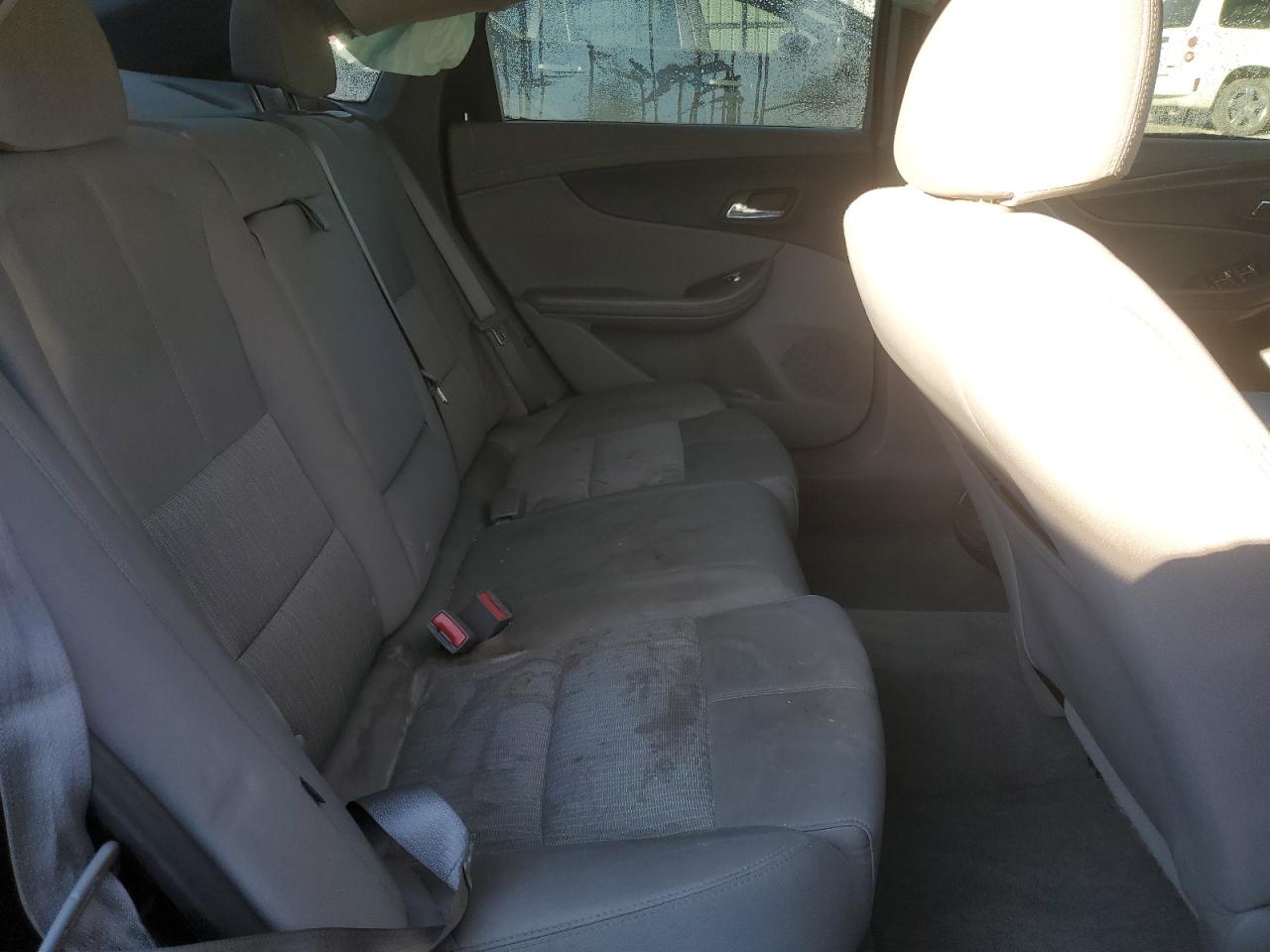 2015 Chevrolet Impala - Image 10