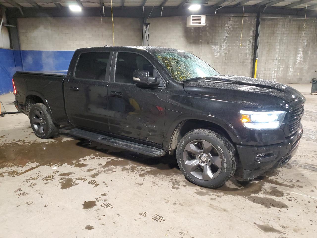 2021 RAM 1500 - Image 4