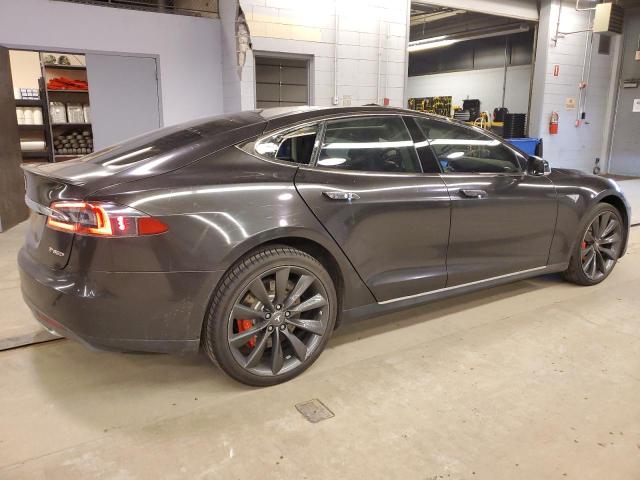  TESLA MODEL S 2014 Черный