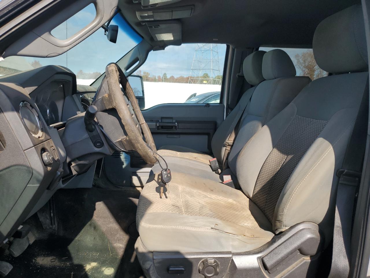 2012 Ford F250 - Image 7