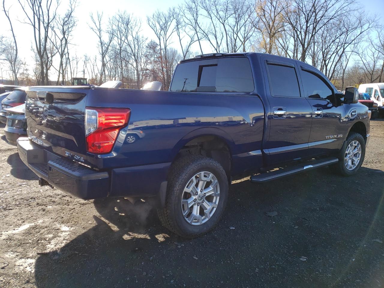2017 Nissan Titan - Image 3