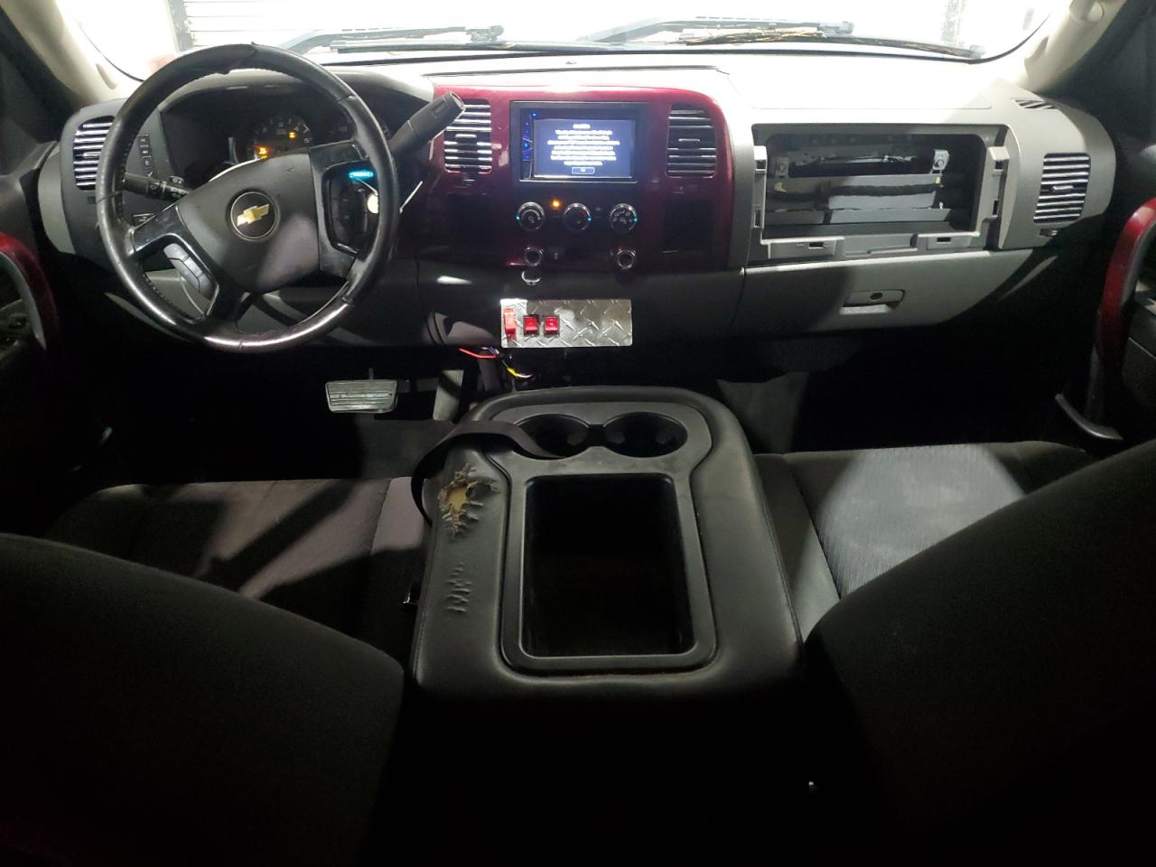 2013 Chevrolet Silverado - Image 8
