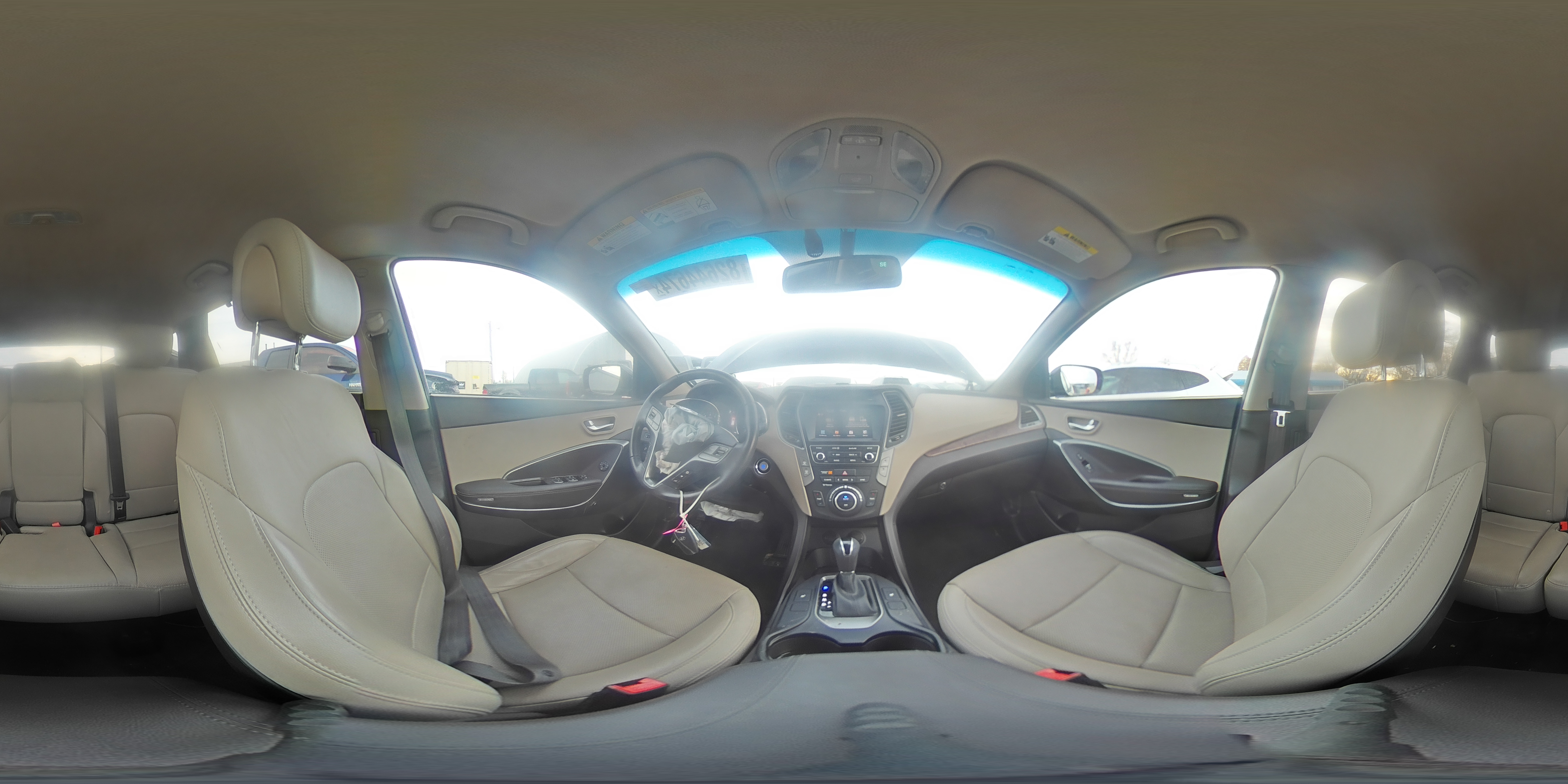 2018 Hyundai Santa Fe - Image 14