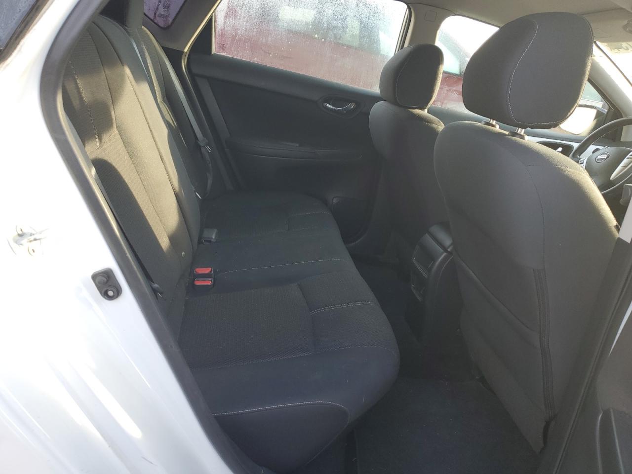 2017 Nissan Sentra - Image 10