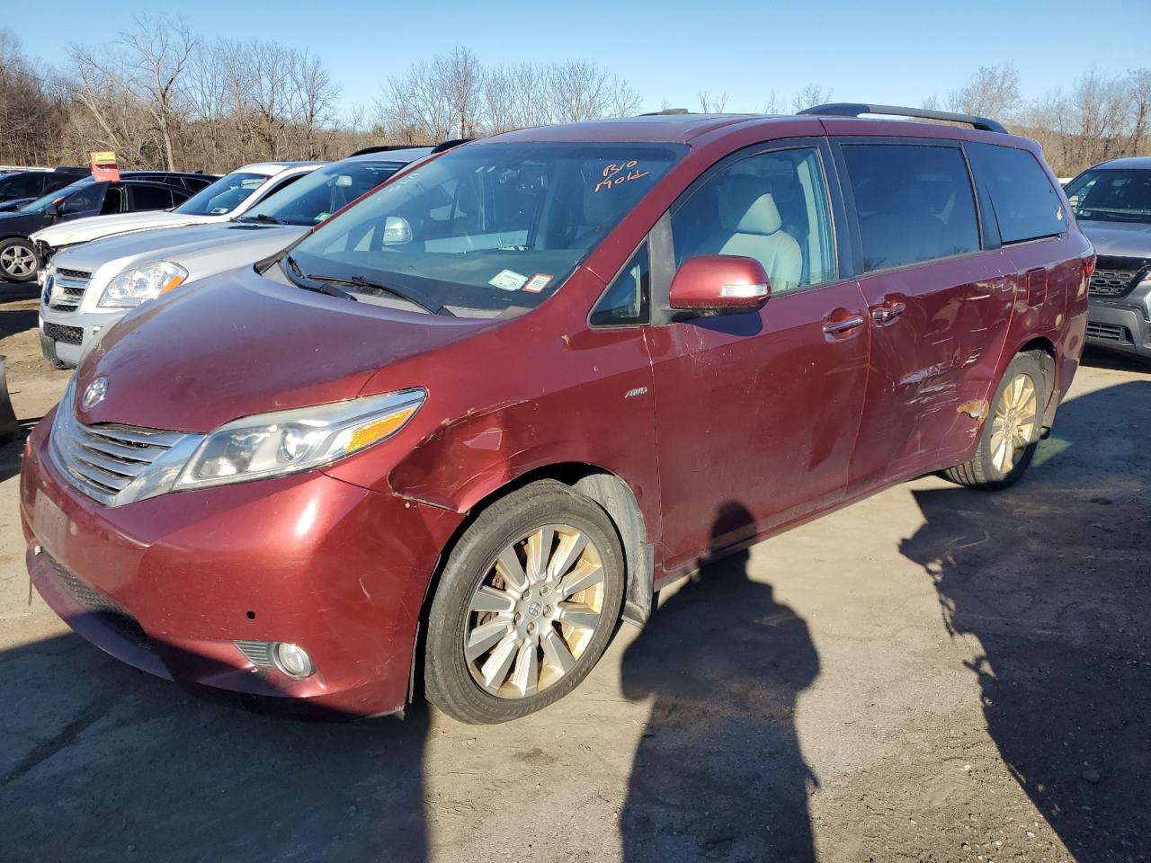2017 Toyota Sienna - Image 1