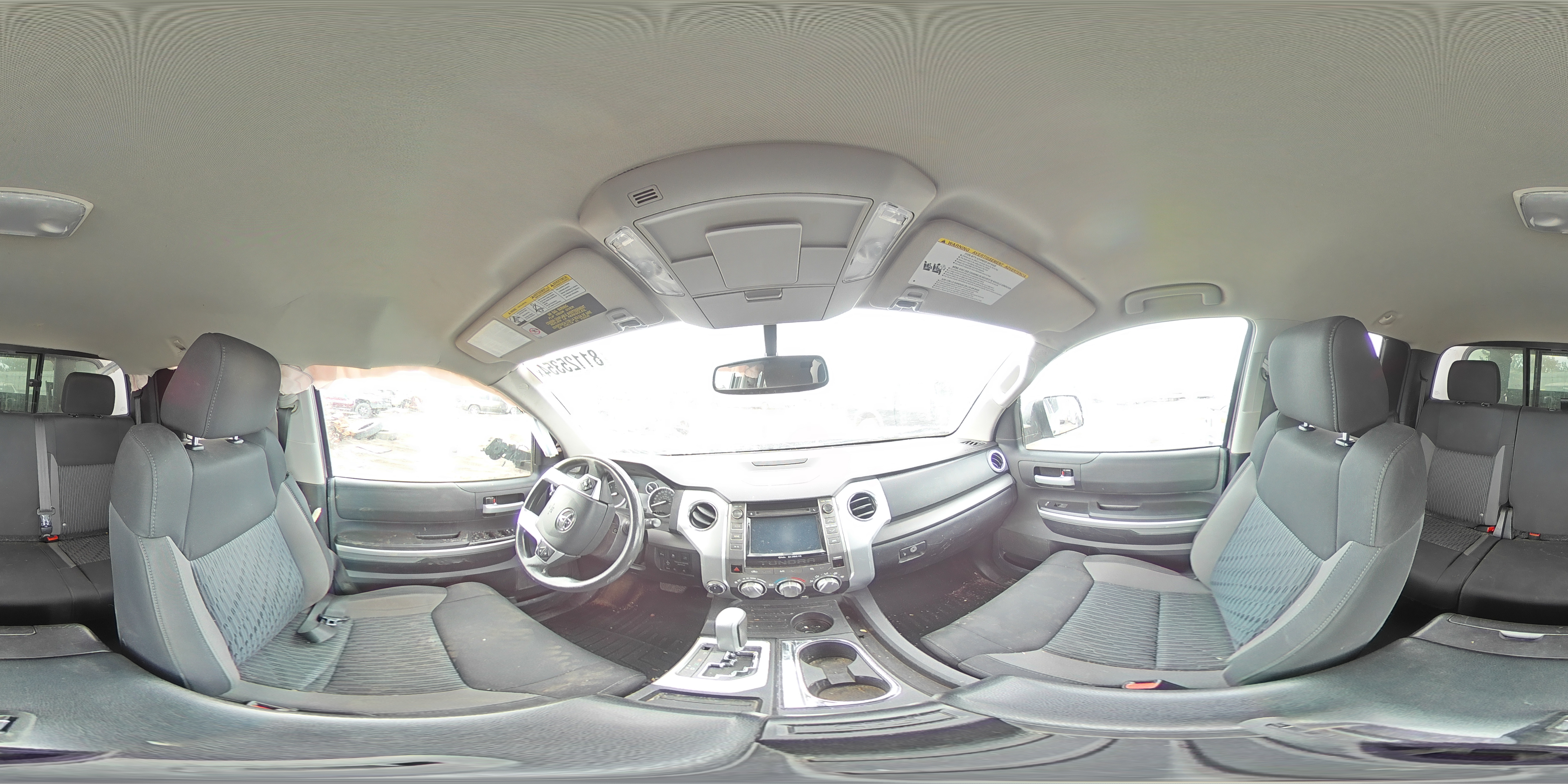 2016 Toyota Tundra - Image 14