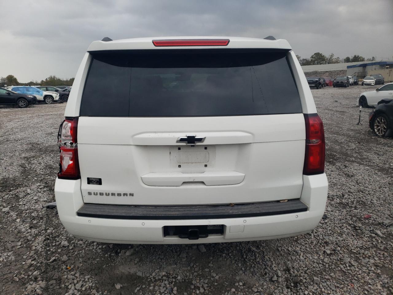 1GNSCJKC0FR710086 2015 Chevrolet Suburban C1500 Lt