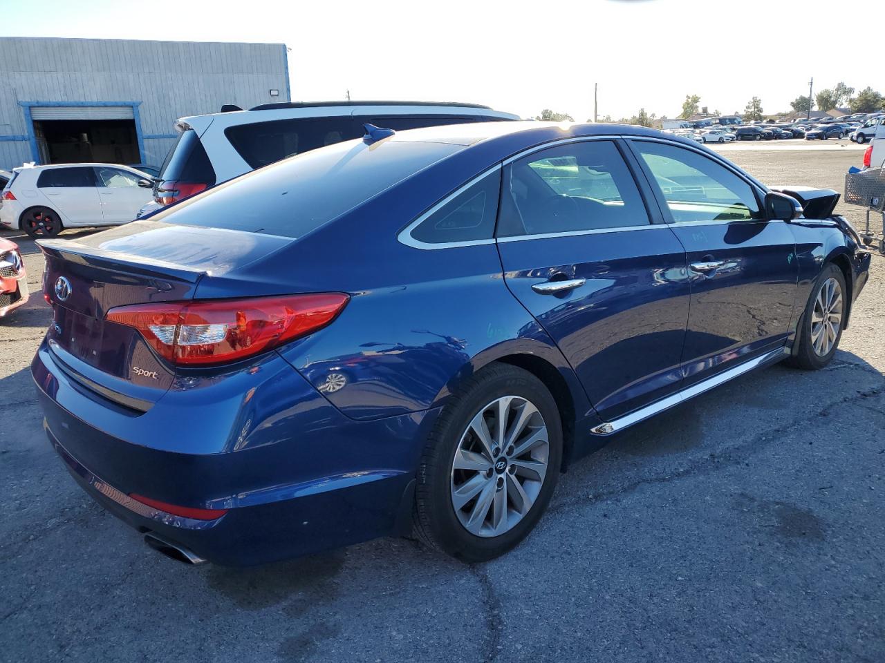 2017 Hyundai Sonata - Image 3
