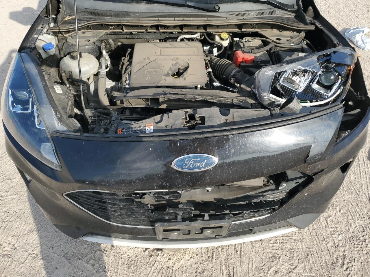 2020 Ford Escape - Image 13