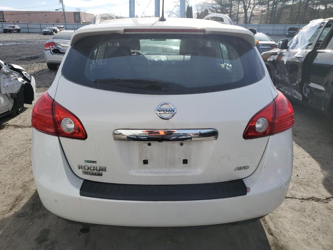 2014 Nissan Rogue - Image 6