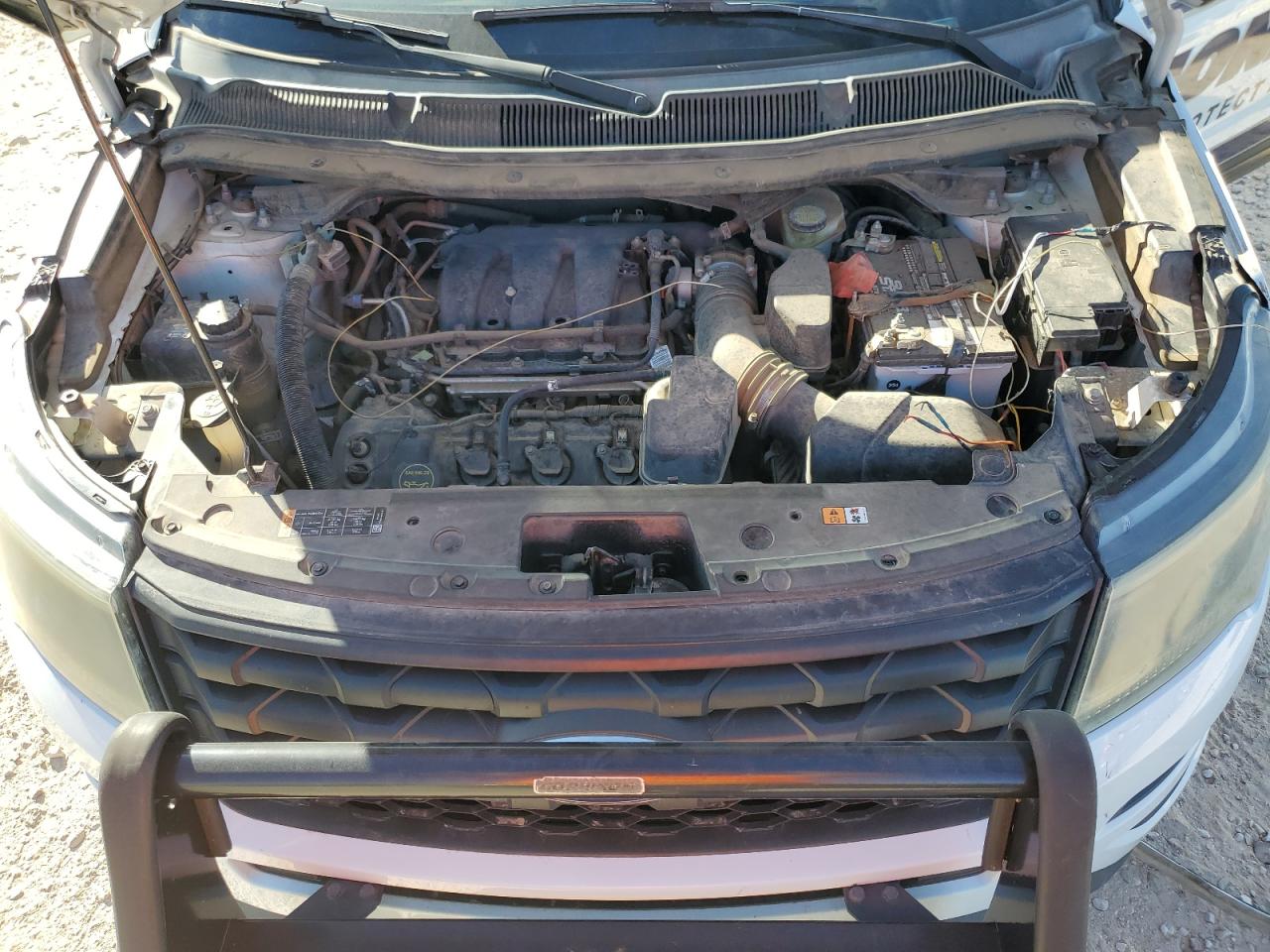 2017 Ford Explorer - Image 12