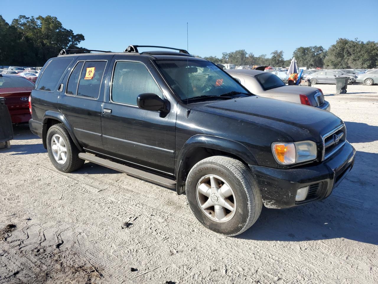 2001 Nissan Pathfinder - Image 4