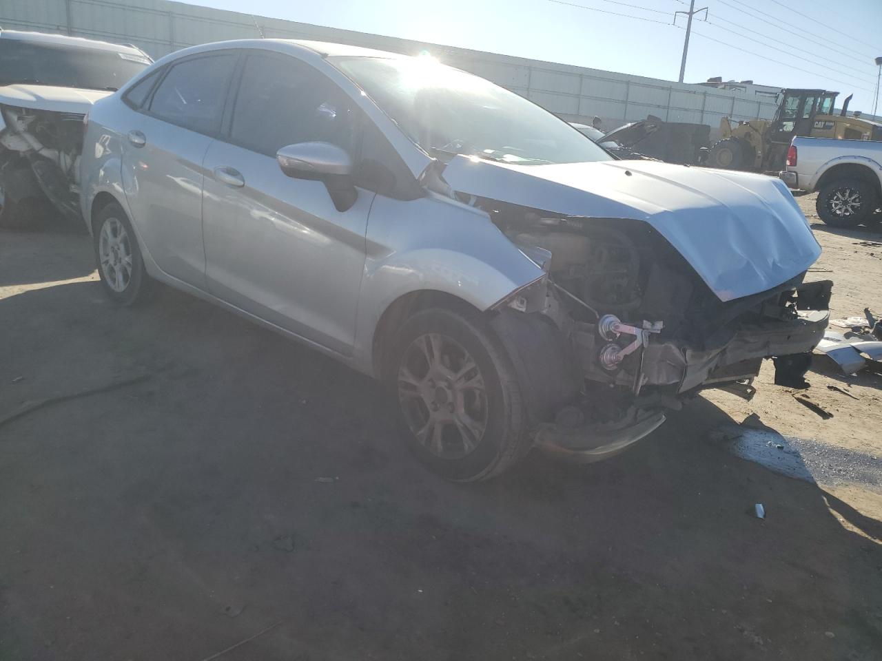 VIN 3FADP4BJ0EM183274 2014 FORD FIESTA no.4