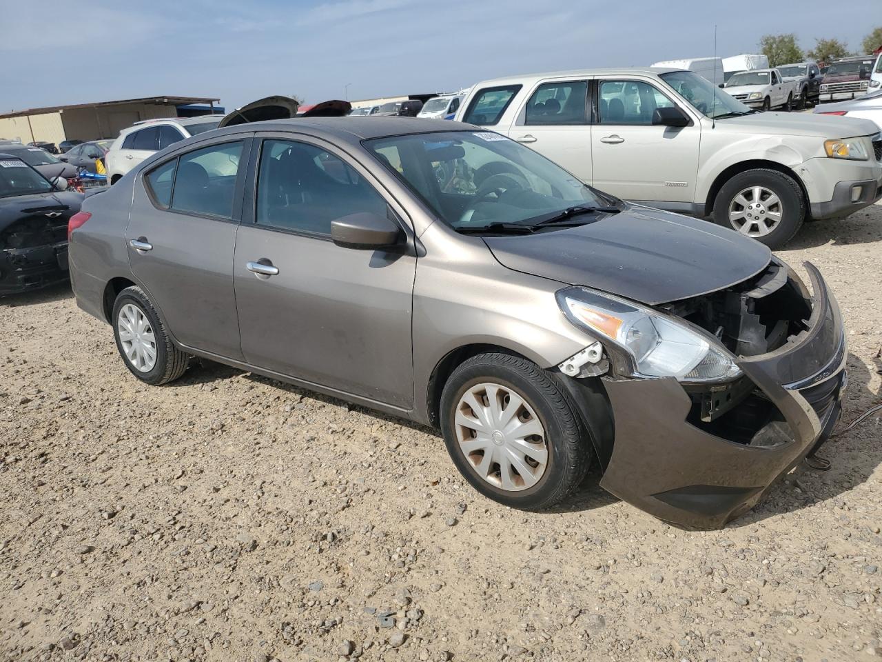 2015 Nissan Versa - Image 4
