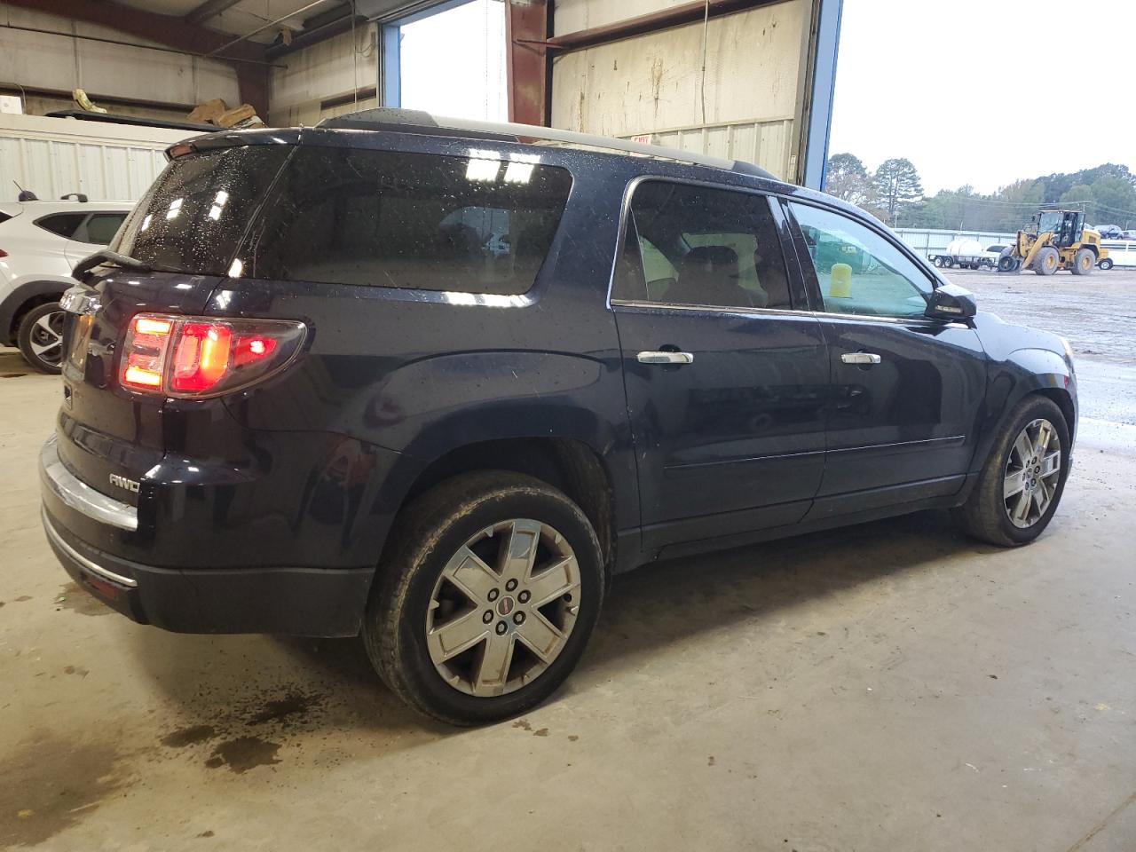 2017 GMC Acadia - Image 3