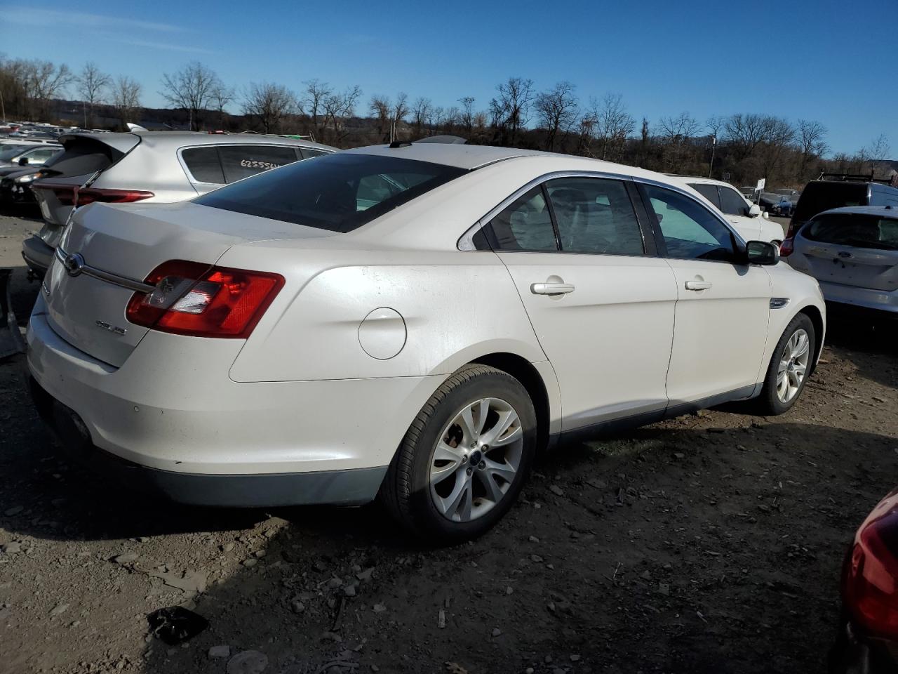 2011 Ford Taurus Sel VIN: 1FAHP2HW4BG188153 Lot: 81610774