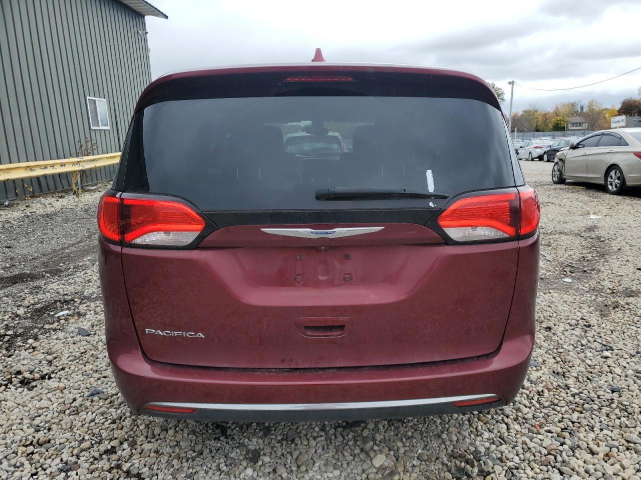 2017 Chrysler Pacifica Touring L VIN: 2C4RC1BG6HR769909 Lot: 79451514