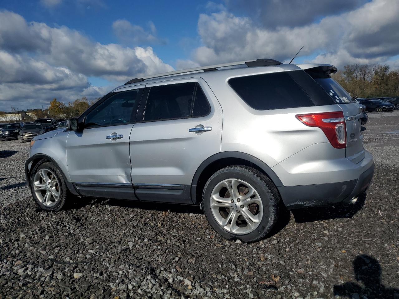 2012 Ford Explorer - Image 2
