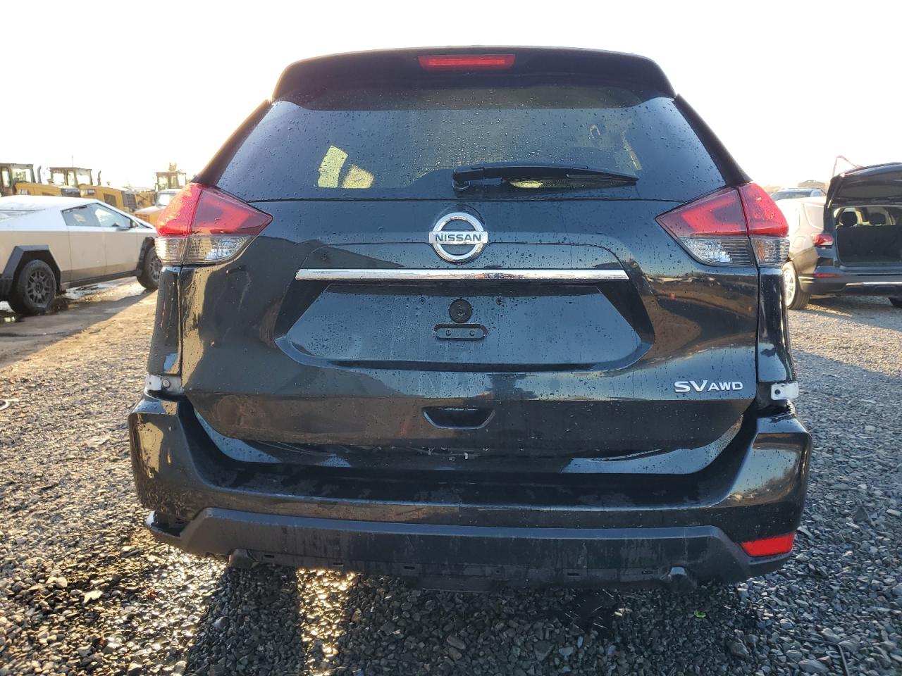 2018 Nissan Rogue S VIN: KNMAT2MV4JP581802 Lot: 80844584