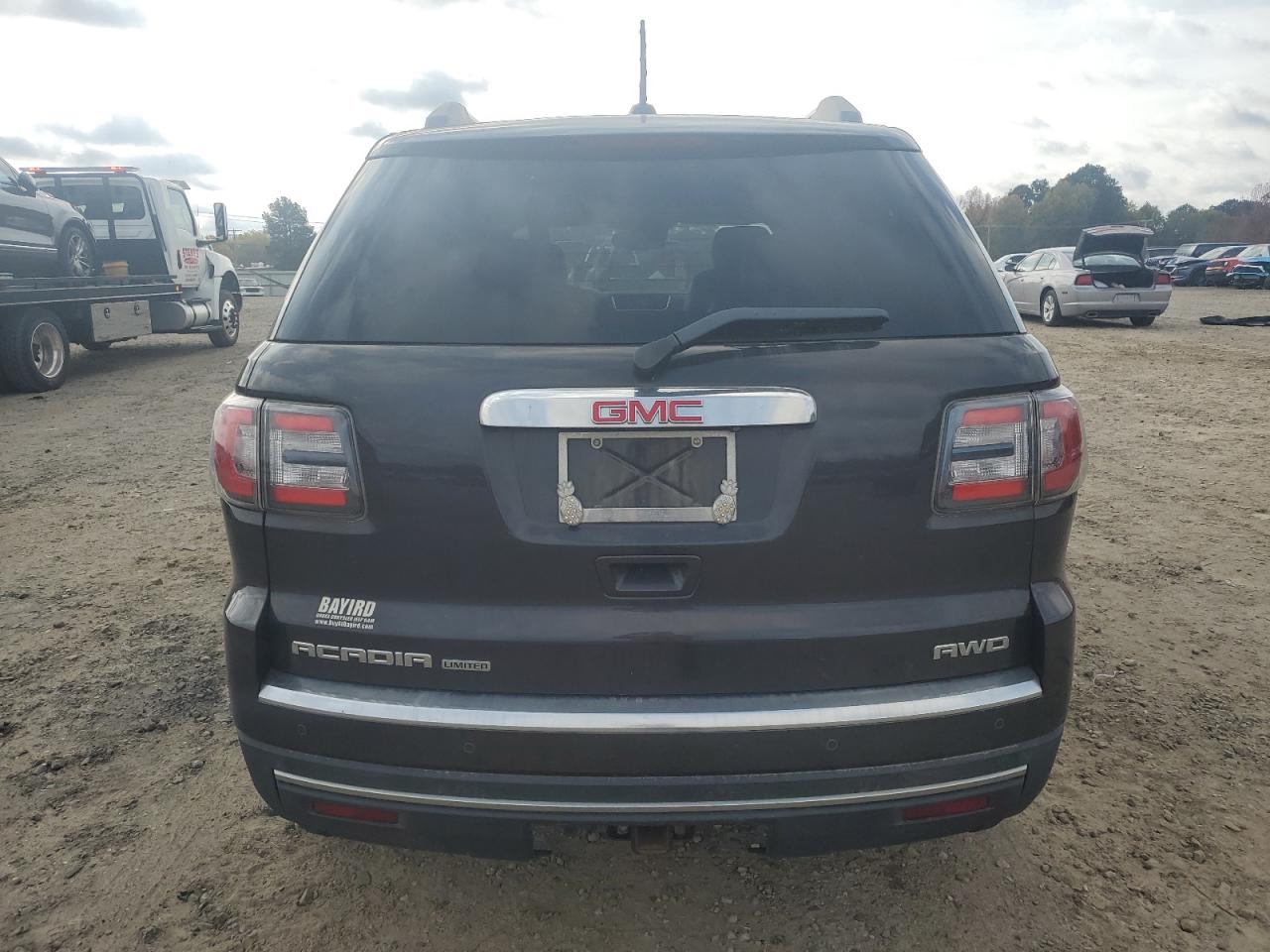 2017 GMC Acadia - Image 6