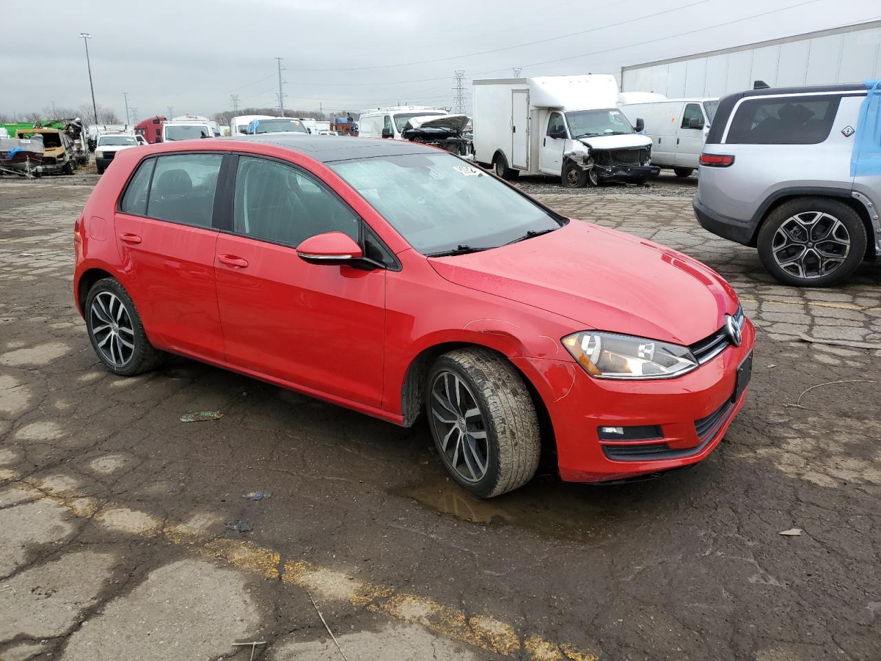 2017 Volkswagen Golf - Image 4