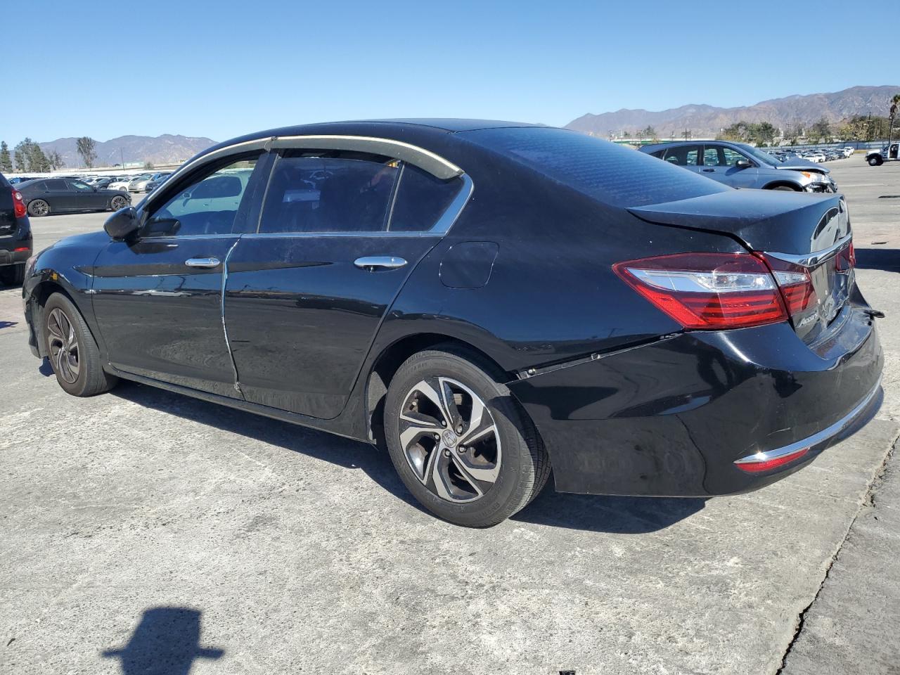 VIN 1HGCR2F39HA235097 2017 HONDA ACCORD no.2