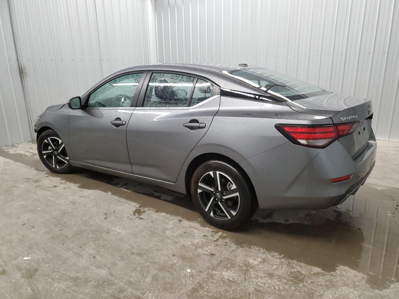 2024 Nissan Sentra - Image 2