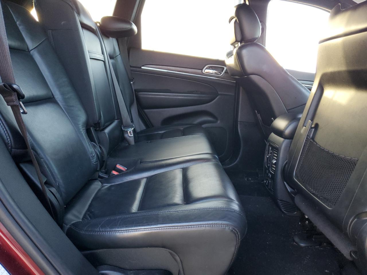2019 Jeep Grand Cherokee - Image 11