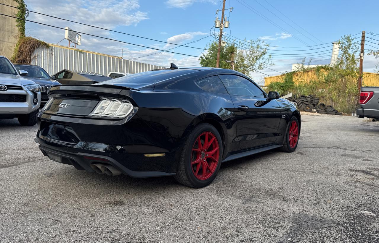 2022 Ford Mustang - Image 4
