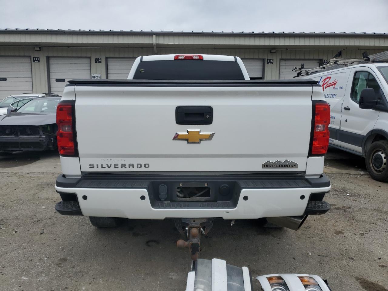 2015 Chevrolet Silverado - Image 6