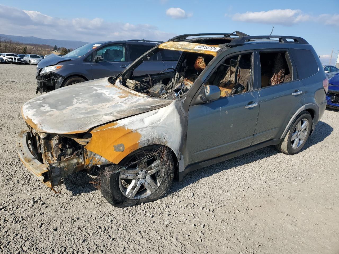 2009 Subaru Forester 2.5X Premium for Sale in Chambersburg, PA - Burn
