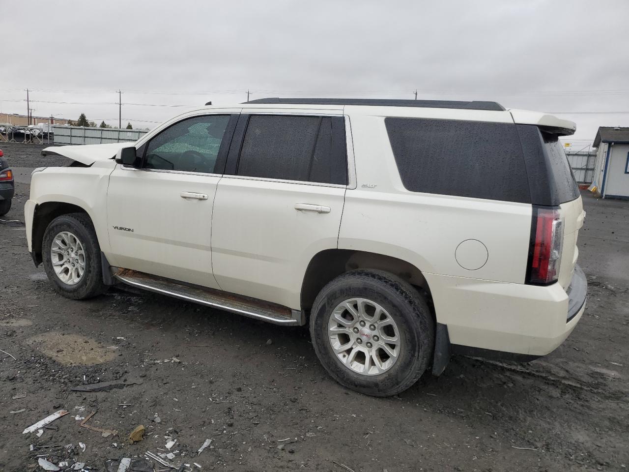 VIN 1GKS2BKC6FR103664 2015 GMC YUKON no.2