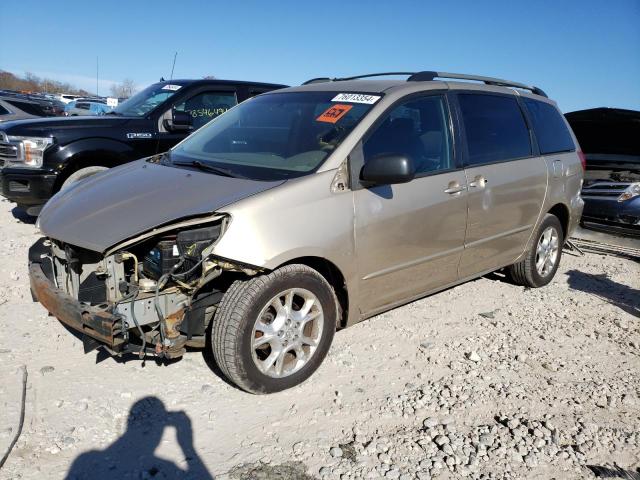 2004 Toyota Sienna Le