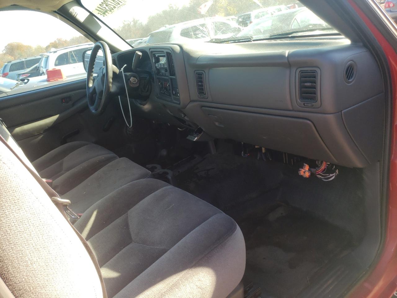 2006 GMC Sierra - Image 8